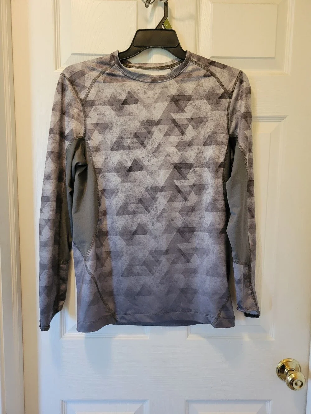 Men's Sz. Sm. Gray Geometric Long-Sleeve Shirt